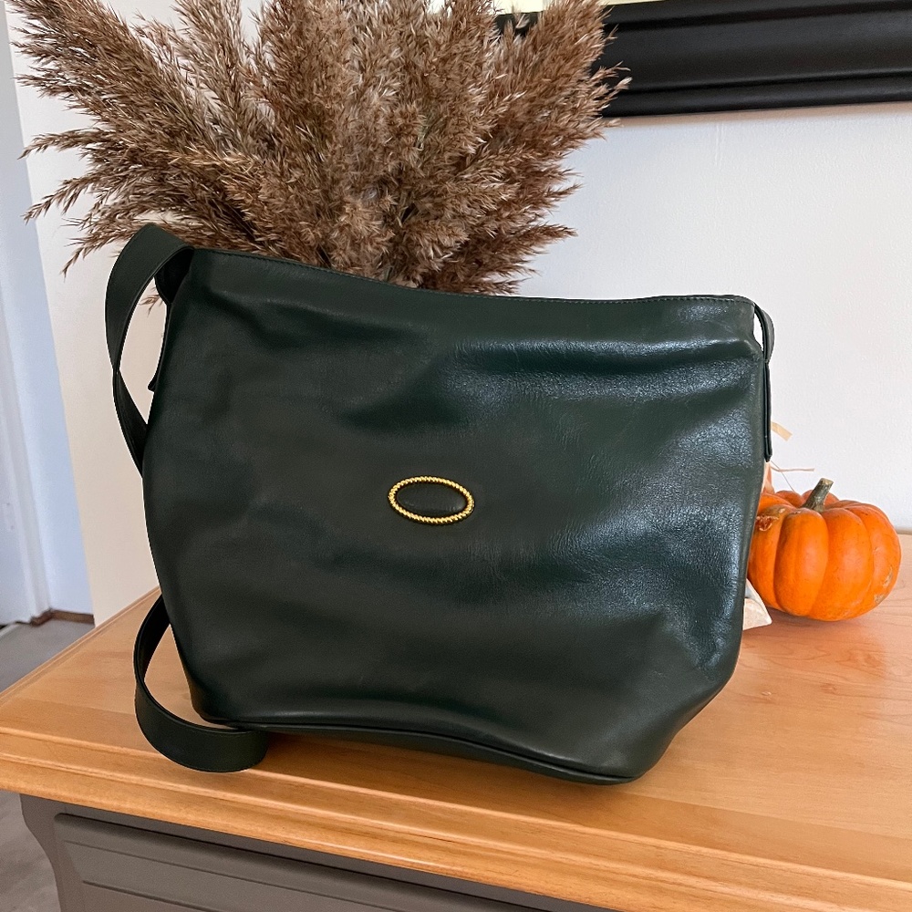 Green Genuine Leather Vintage Orlandi Valentino bag